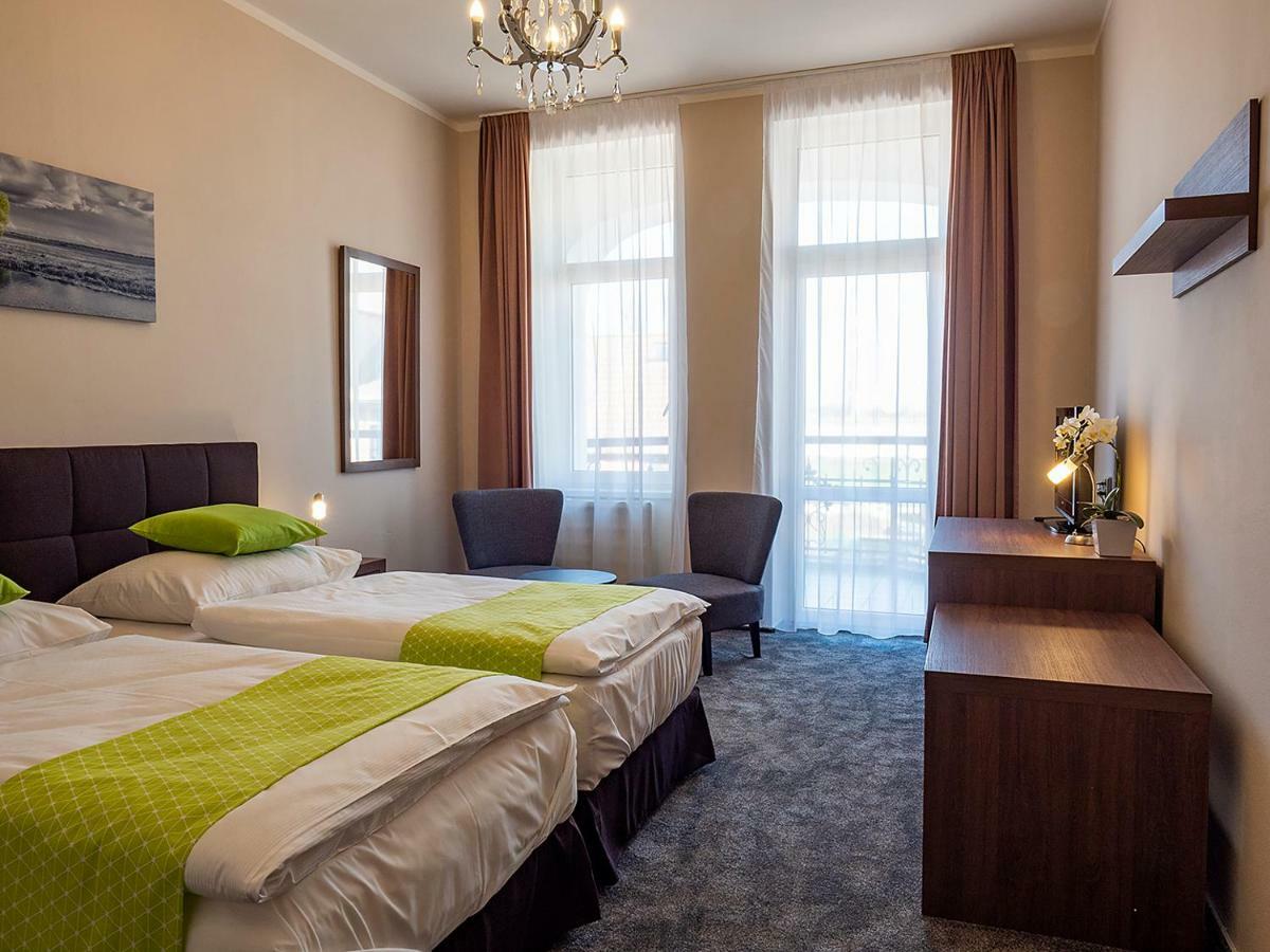 Hotel Olympia Ceska Lipa Ngoại thất bức ảnh