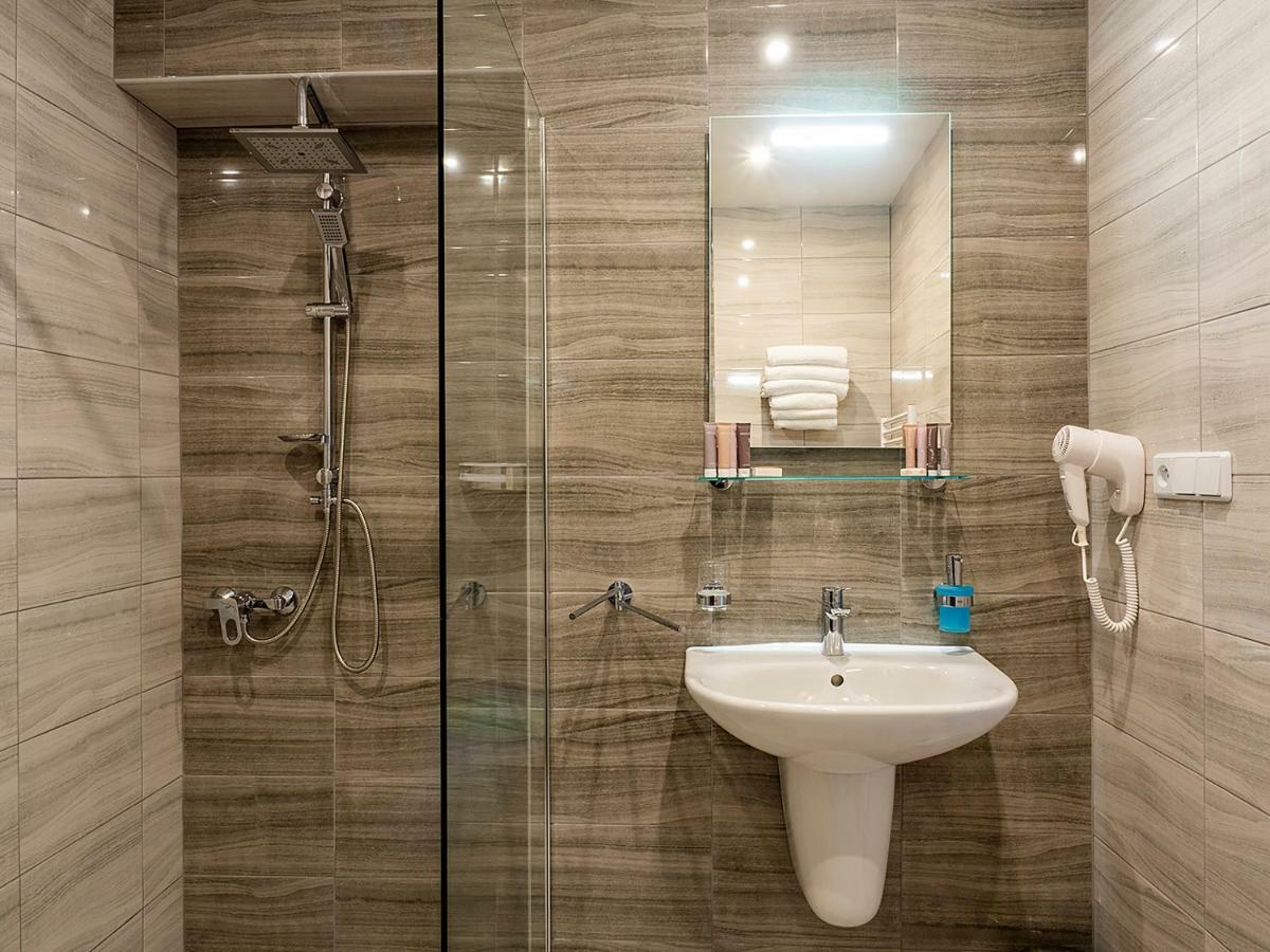 Hotel Olympia Ceska Lipa Ngoại thất bức ảnh